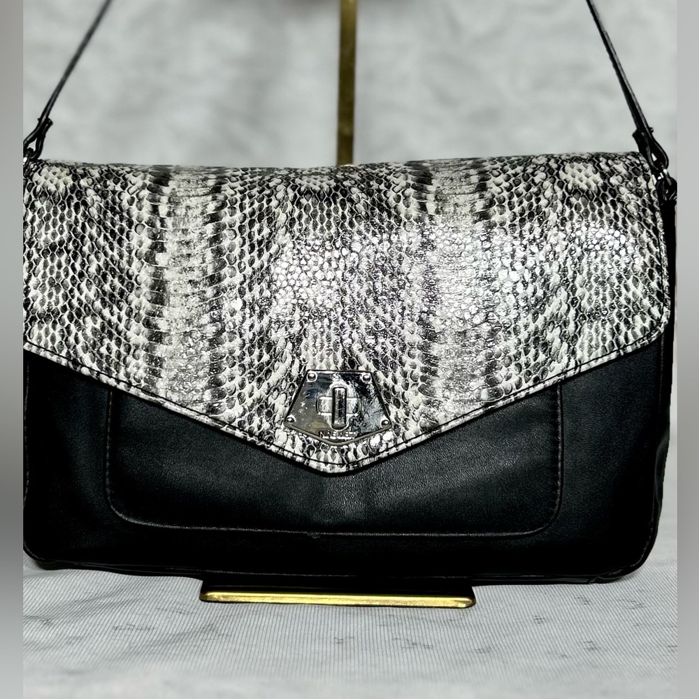 Nine West shoulder bag